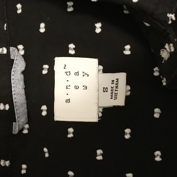 a.n.d eawy Collared Button Down Front Pocket Long Sleeve Textured S Top - Picture 3 of 13